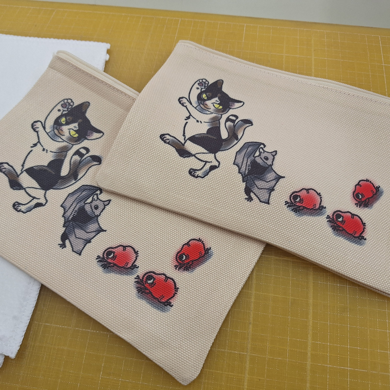 猫又夜行ぽーち