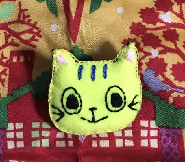 猫さん刺繍ブローチ檸檬