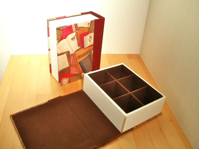 洋書風ブックボックス型・豆本棚