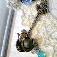 - 冒険の始まり - - 地球儀との迷路 - / doco*ao