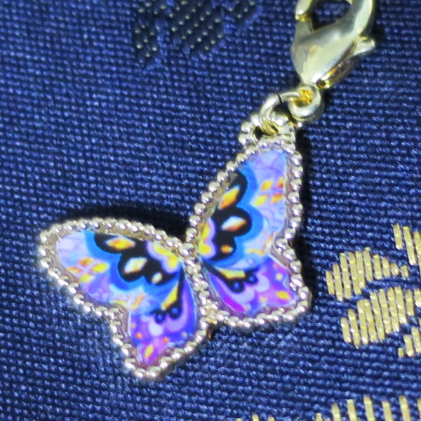 和柄蝶チャーム 紫和蝶