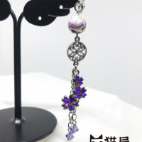 片耳耳飾り　狂桜紫　1802-14 / 灰猫屋
