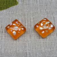 ガラスタイルのシェルピアス（オレンジ） / Perle
