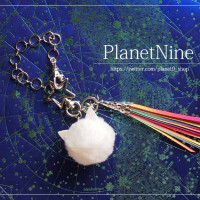 猫耳ファーの虹色バッグチャーム / PlanetNine