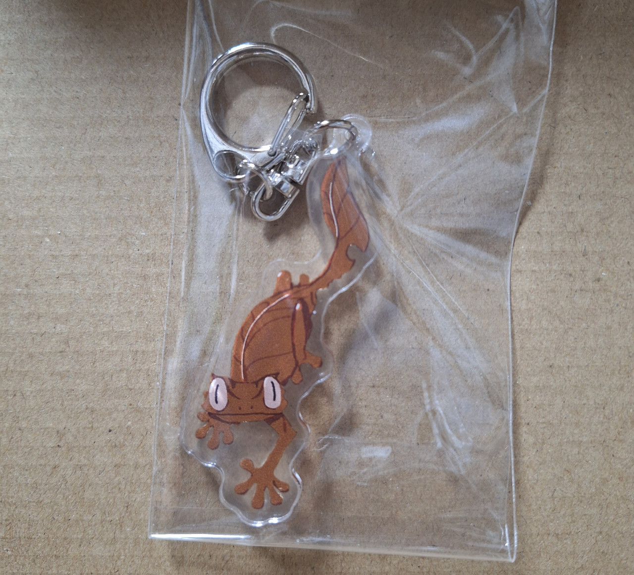 エダハヤモリアクリルキーホルダー。